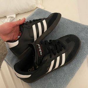 Adidas Sambas